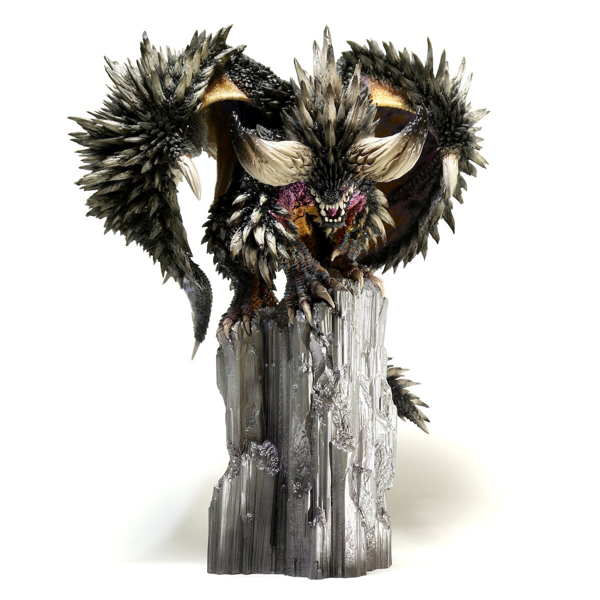 nergigante figure builder creators model