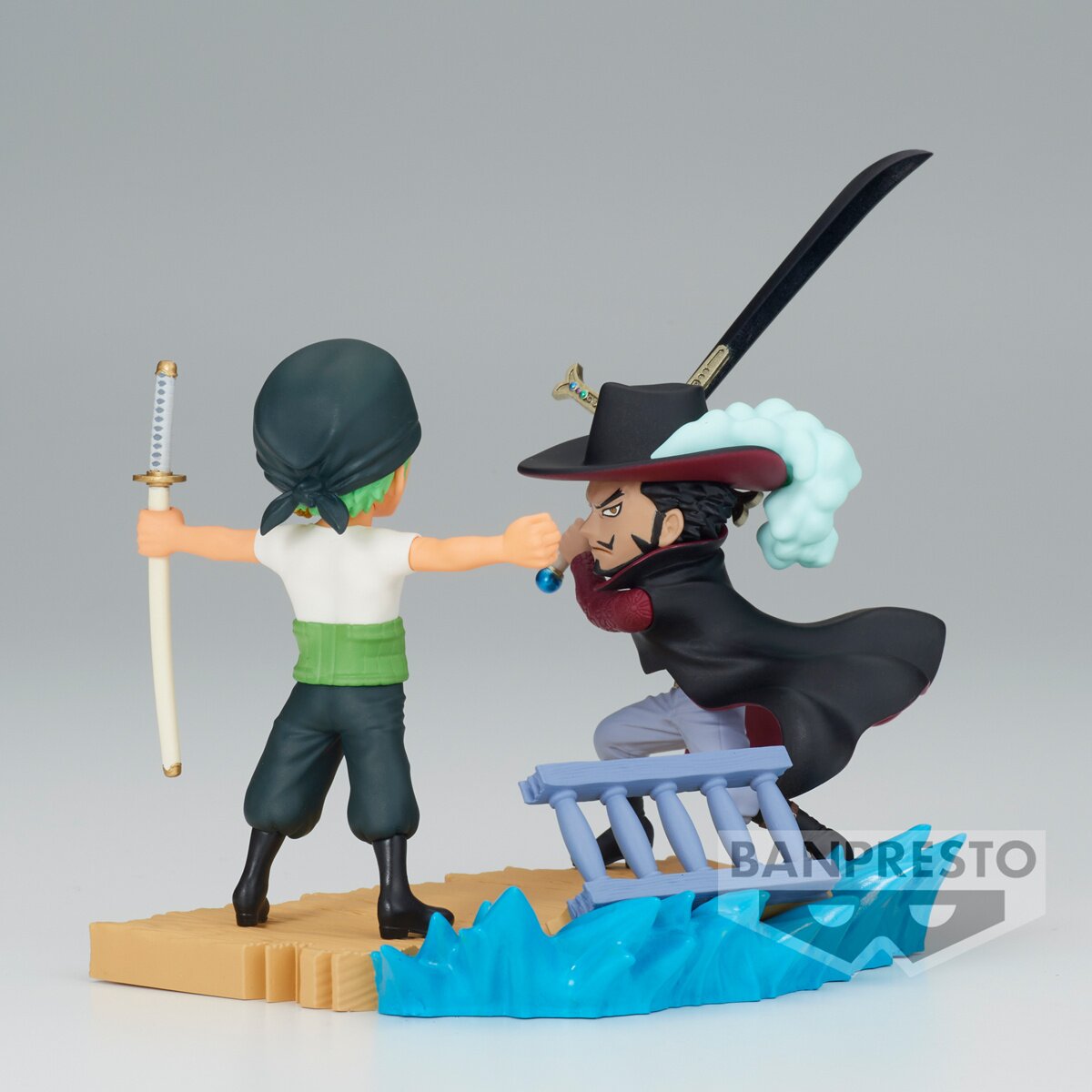 Roronoa Zoro vs Dracule.Mihawk One Piece, Banpresto World Collectable  Figure Log Stories