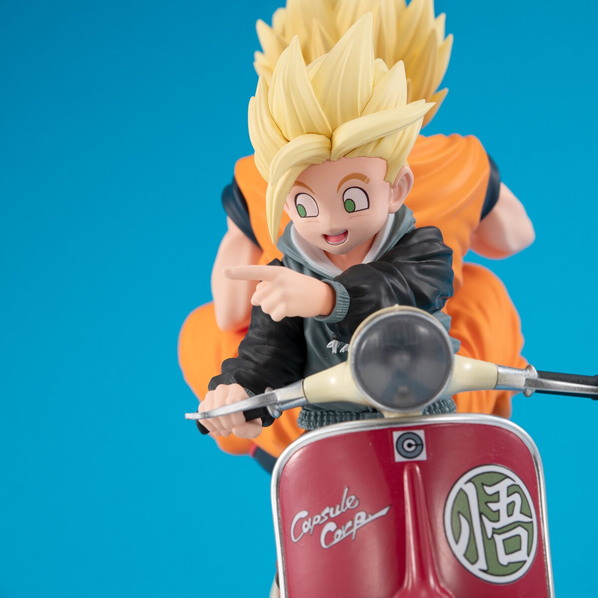 Desktop Real McCoy EX Dragon Ball Z Super Saiyan Son Goku & Super 
