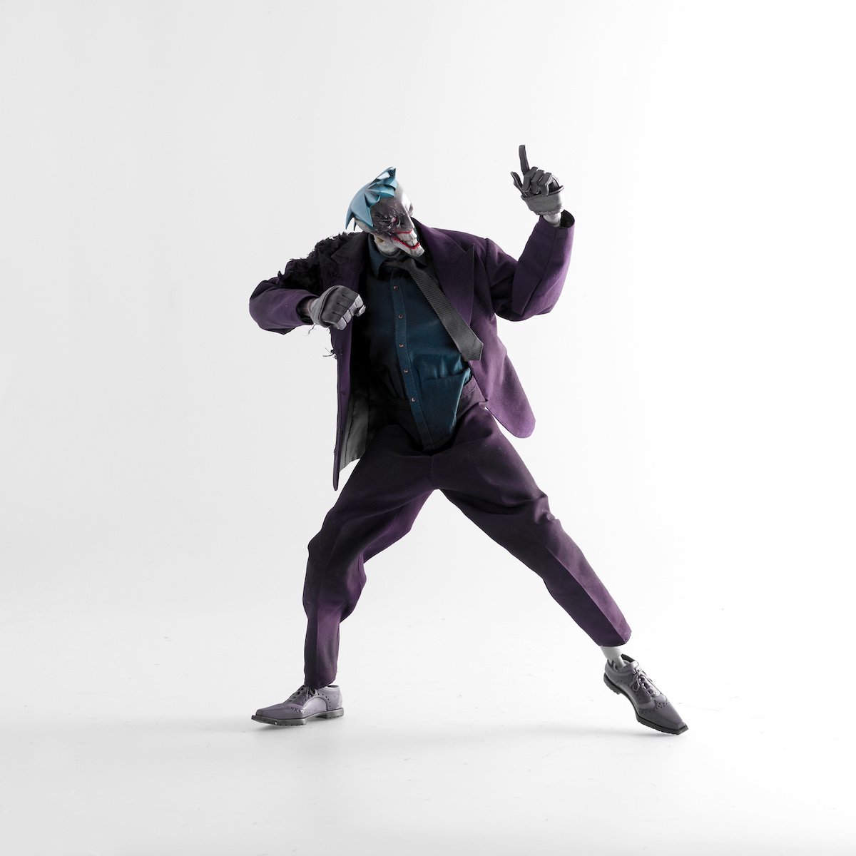 Steel Age The Joker 1/6th Scale Collectible Figure: DC Comics