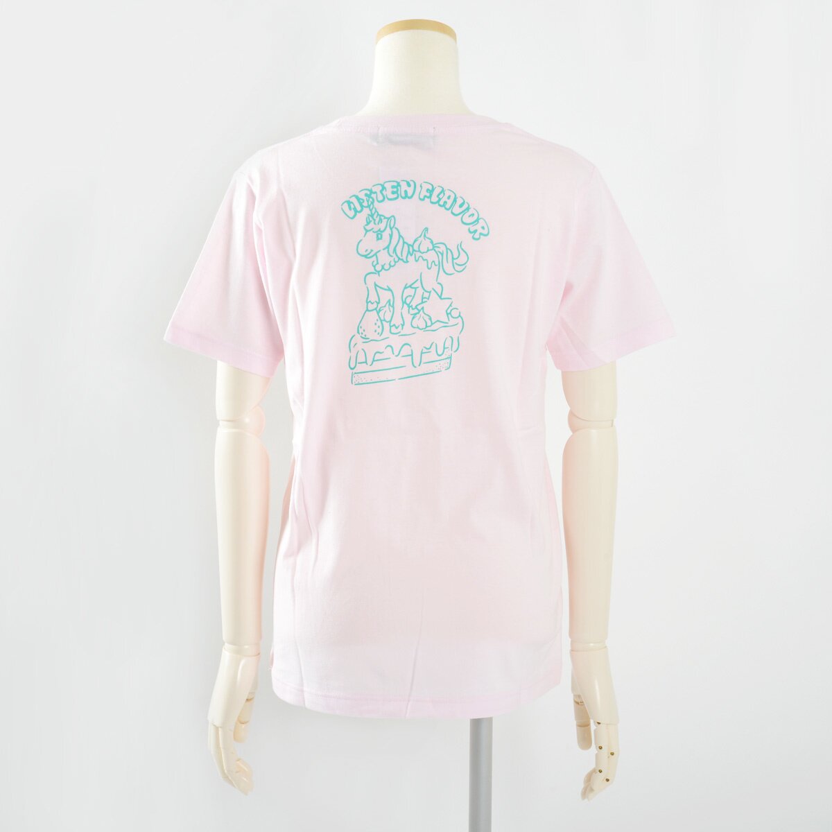 LISTEN FLAVOR Sweet Unicorn T-Shirt: Listen Flavor - Tokyo