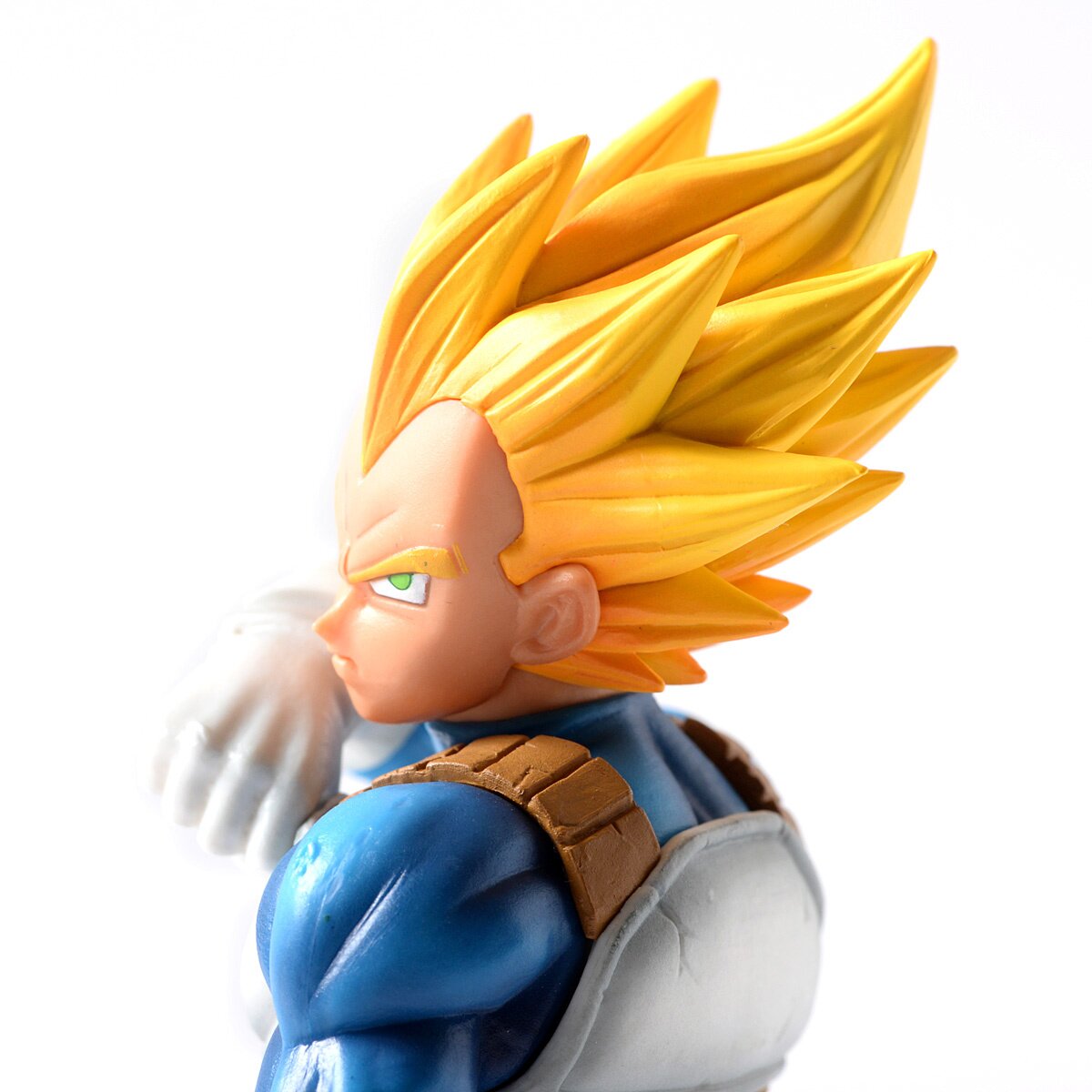 FIGURE DRAGON BALL Z - VEGETA SUPER SAYAJIN - RESOLUTION OF