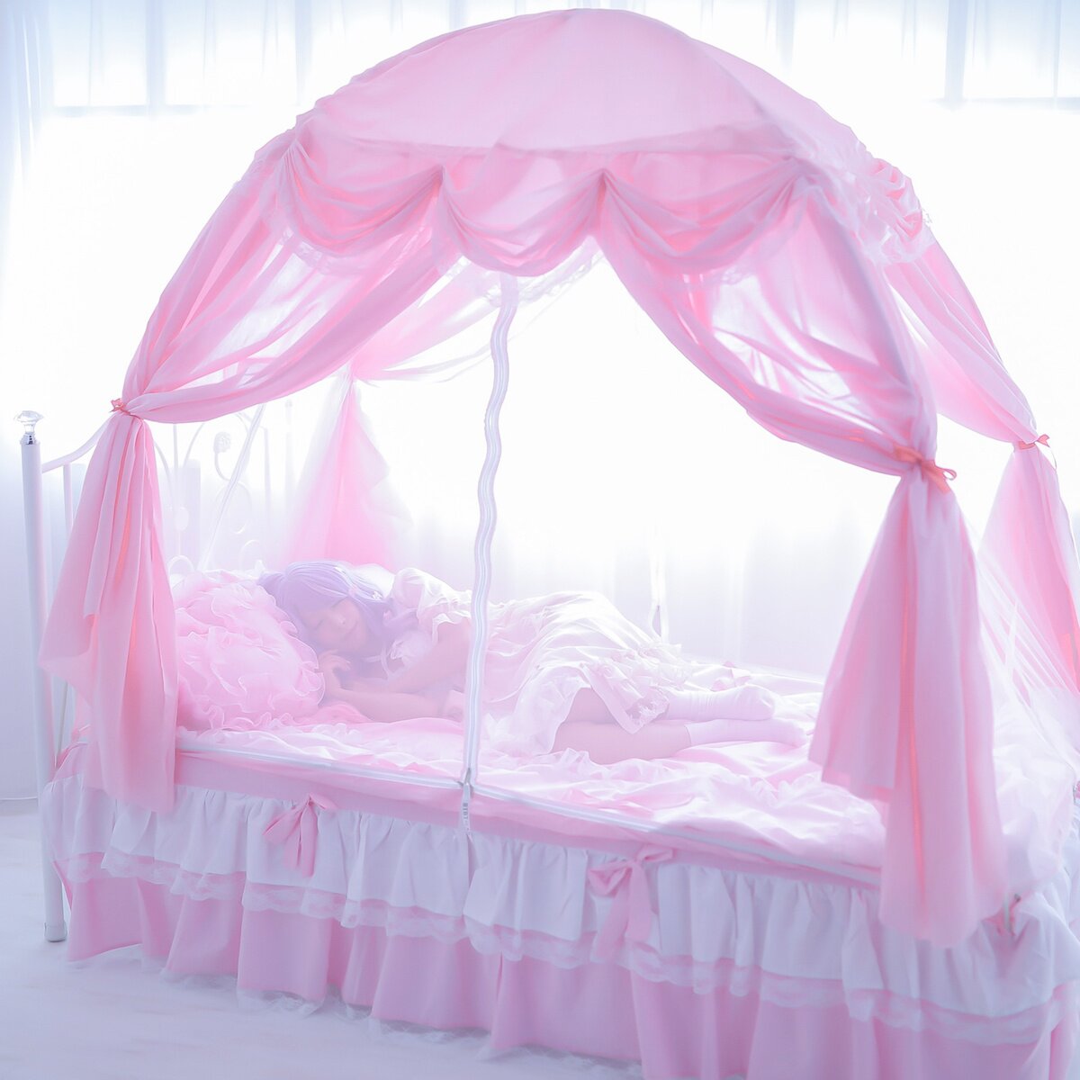 Dreamy Cute Bed Canopy - Tokyo Otaku Mode (TOM)