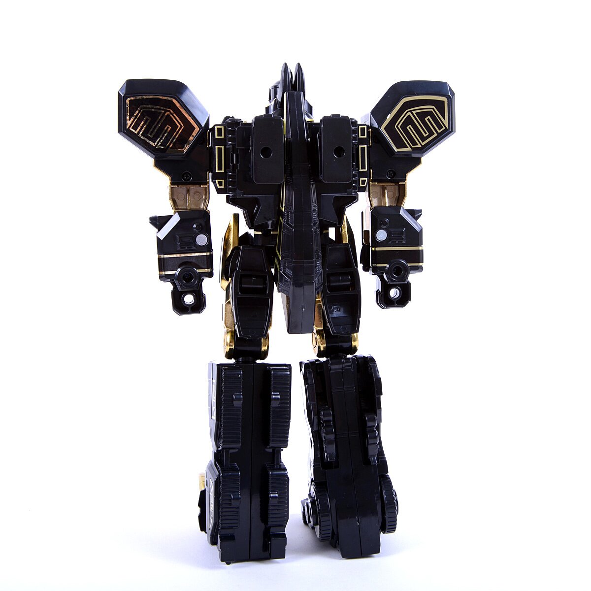 Limited Black Edition Legacy Megazord (Comic-Con 2015 Exclusive