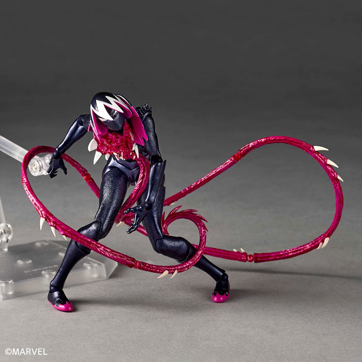 Revoltech Amazing Yamaguchi Spider-Gwen Gwenom: KAIYODO - Tokyo 