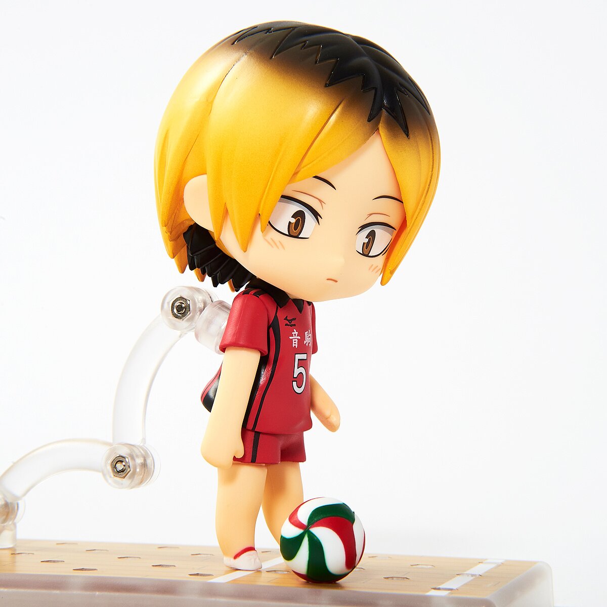 Kuroo nendoroid is available rn on crunchyroll store for all you  collectors. Can't wait to display him next to Kenma (next year when that  preorder ships lolll) : r/haikyuu