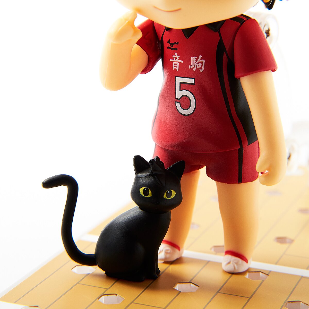 Kuroo nendoroid is available rn on crunchyroll store for all you  collectors. Can't wait to display him next to Kenma (next year when that  preorder ships lolll) : r/haikyuu