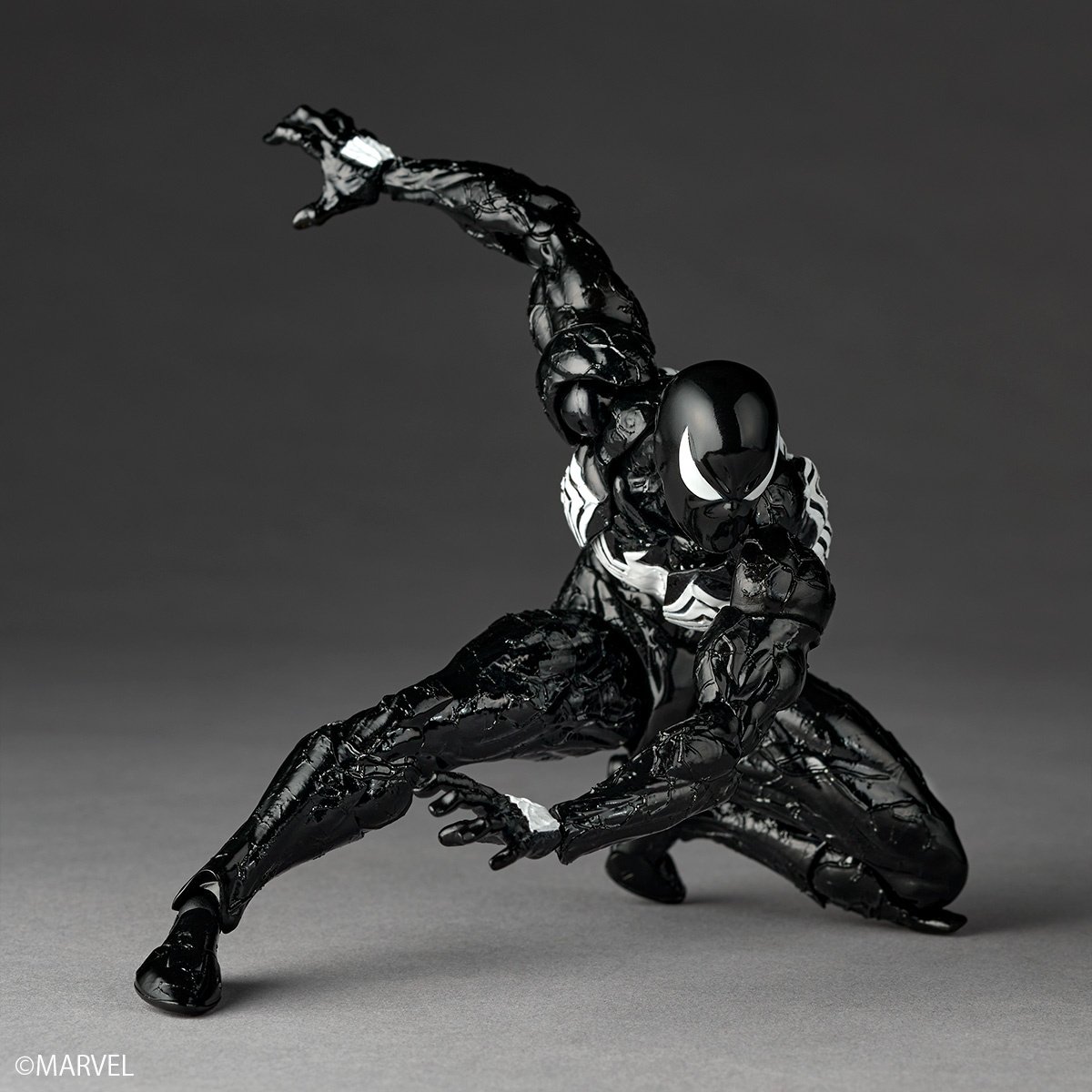 Revoltech Amazing Yamaguchi Symbiote Spider-Man (Re-run) - Tokyo