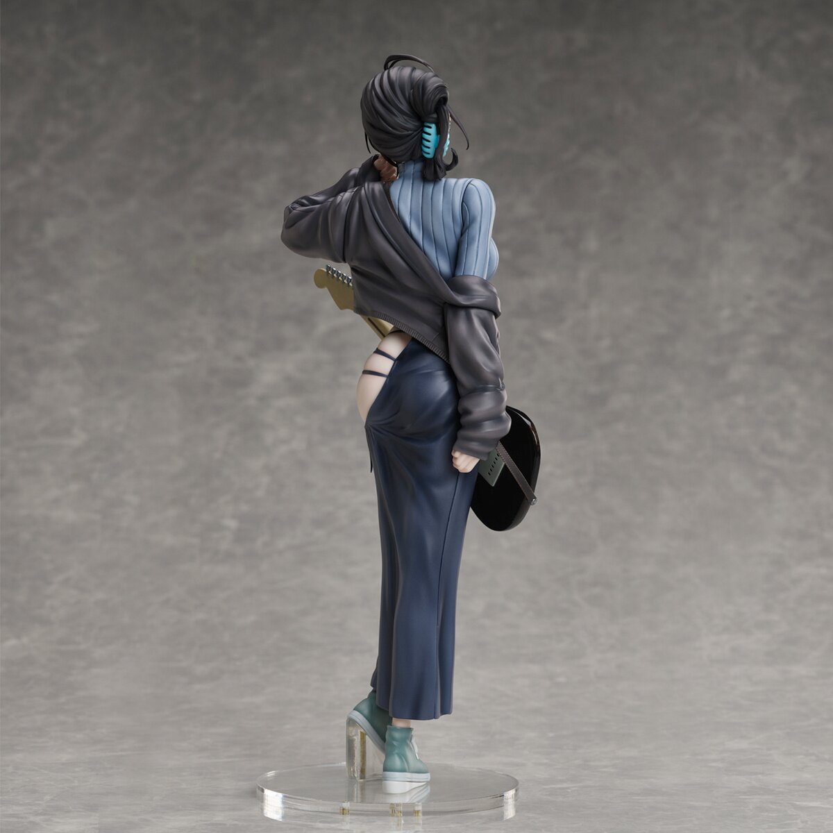 hitomio16 Illustration Guitar MeiMei: Backless Dress Non-Scale Figure