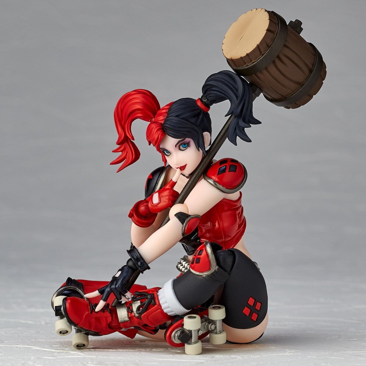 Amazing Yamaguchi: Harley Quinn Action Figure: KAIYODO