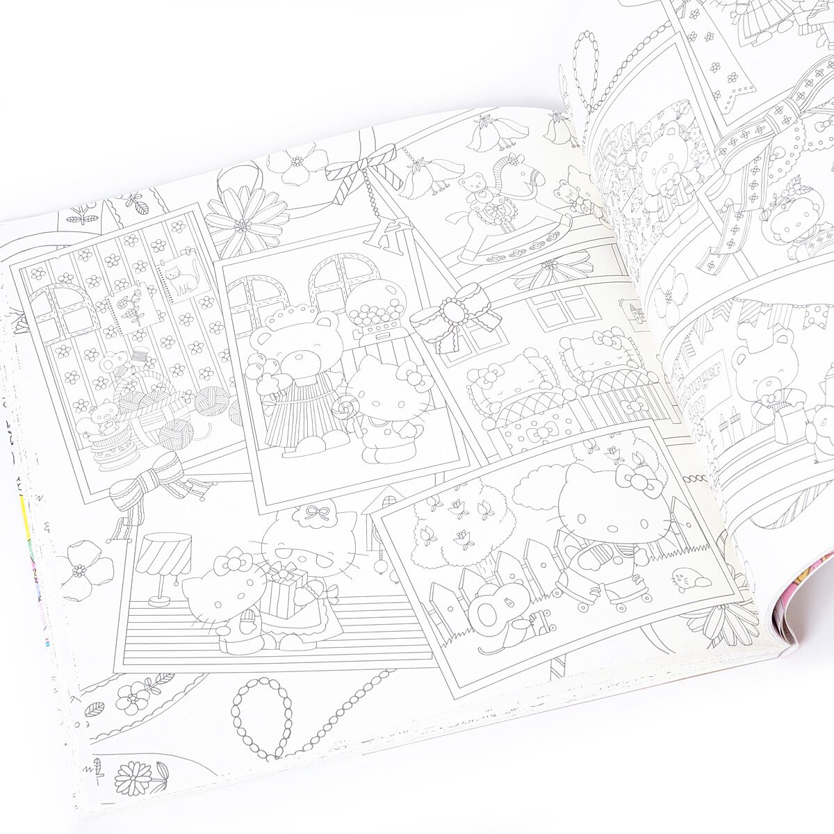 Smile! Hello Kitty & Friends Coloring Book Review 