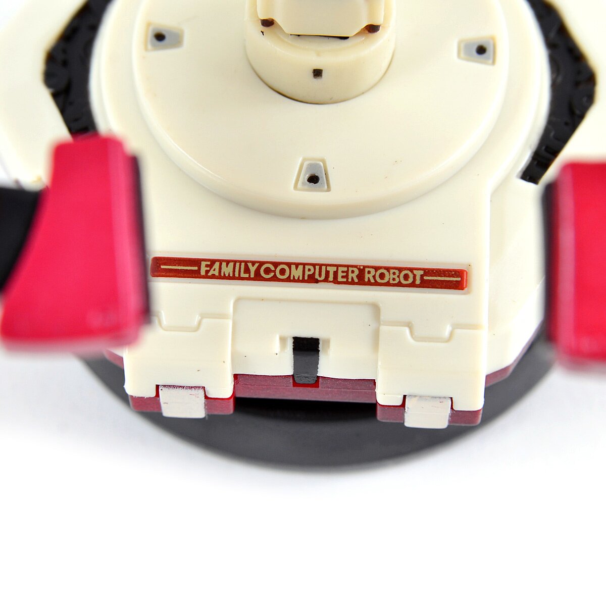 R.O.B. Famicom Colors amiibo | Super Smash Bros. (US Ver R.O.B. Famicom Colors amiibo | Super Smash Bros. (US Ver
