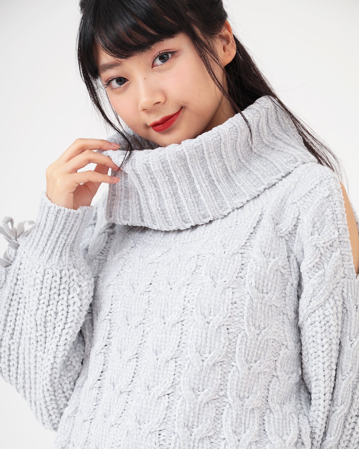 LIZ LISA Loose Turtleneck Open Shoulder Knit Top