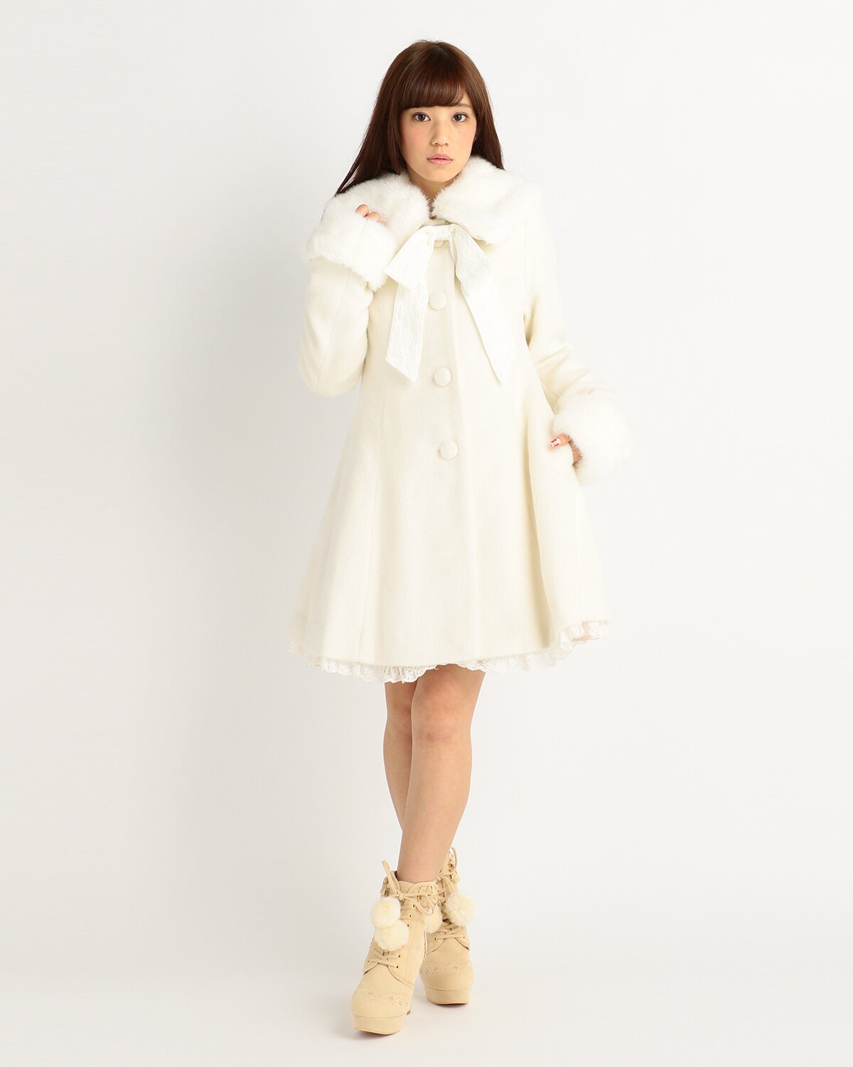 現在開催中のキャンペーン＆お得情報 Ribbon w/ Coat Winter Elegant LISA LIZ Brooch: LISA LIZ ワンピース