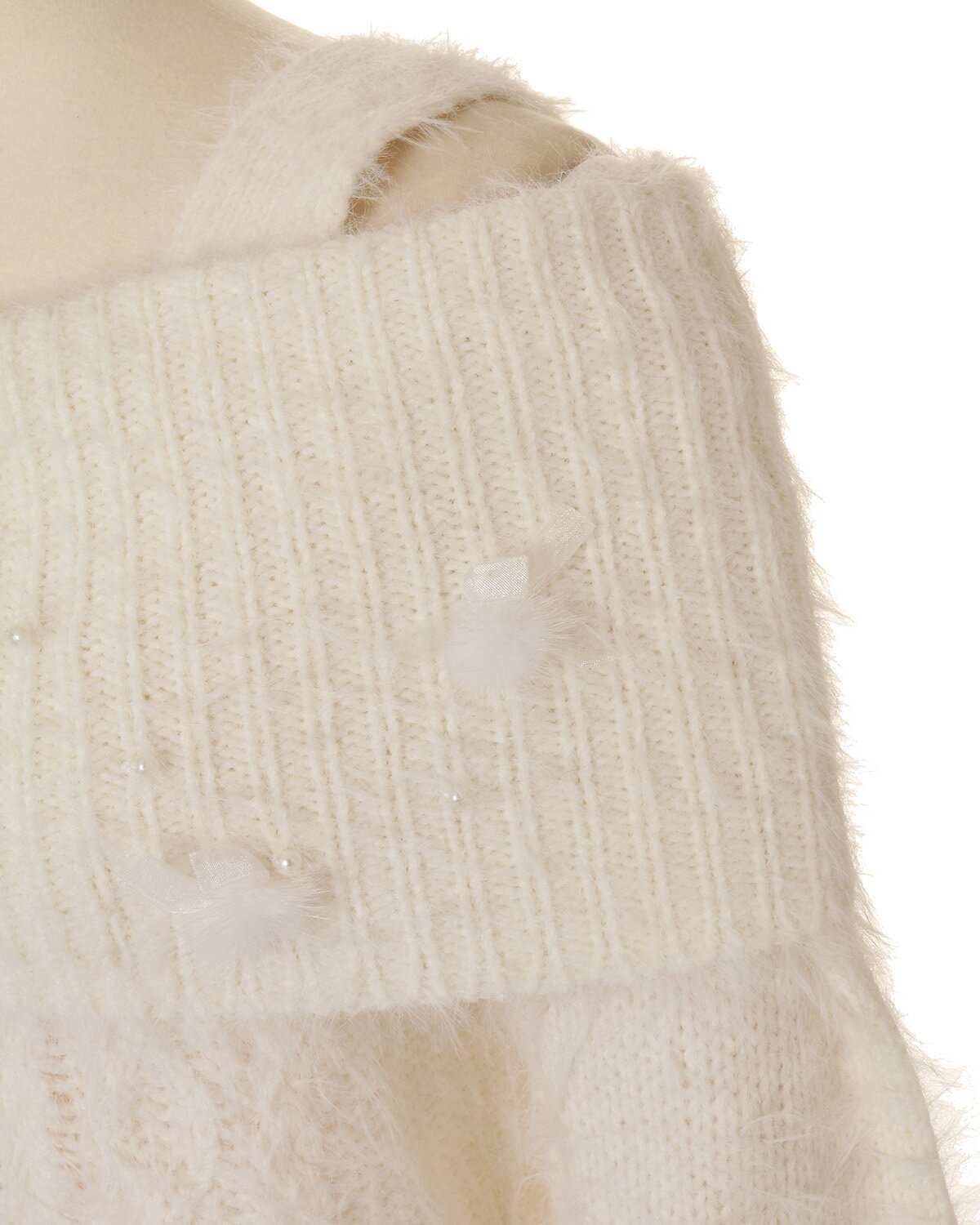 LIZ LISA Pom Pom Off-Shoulder Feather Knit Top: LIZ LISA LIZ LISA Pom Pom Off-Shoulder Feather Knit Top: LIZ LISA