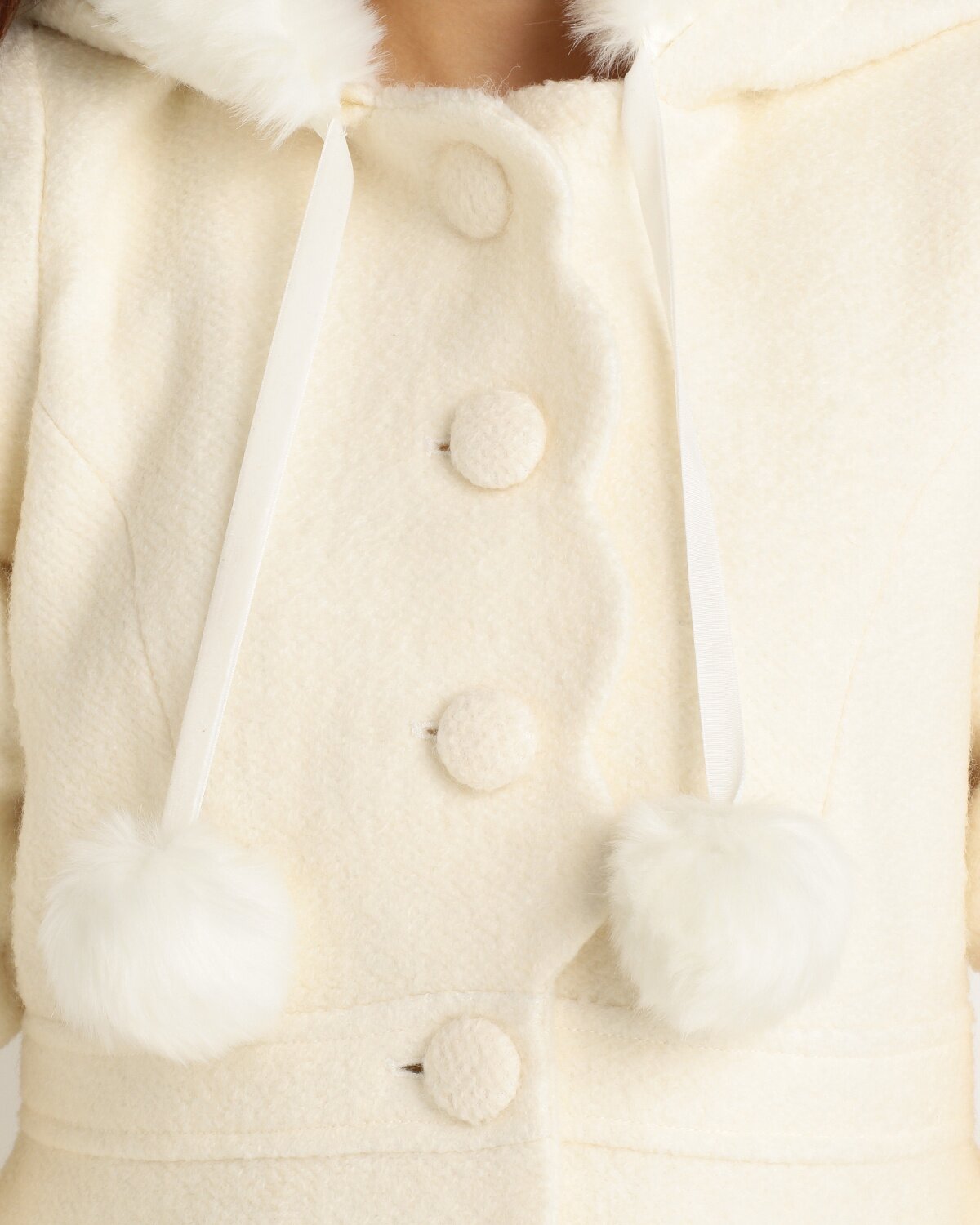 LIZ LISA Scalloped Pom Pom Coat: LIZ LISA - Tokyo Otaku Mode LIZ LISA Scalloped Pom Pom Coat: LIZ LISA - Tokyo Otaku Mode
