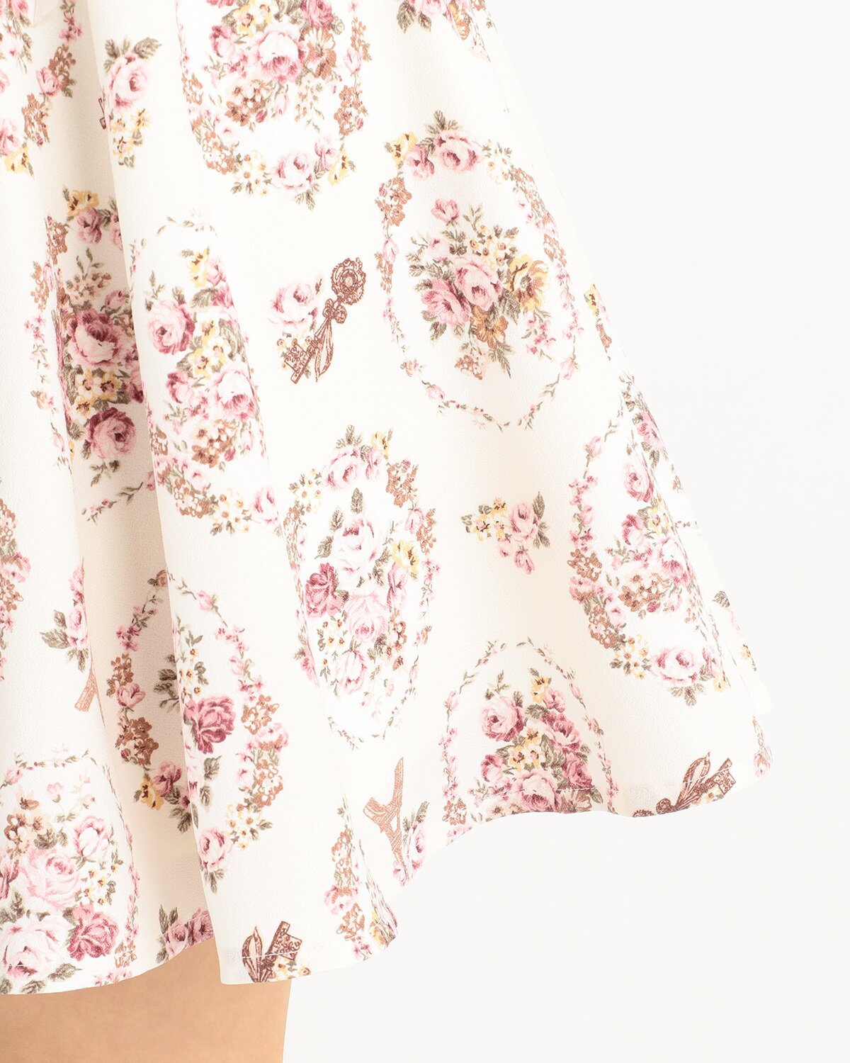 LIZ LISA 16th Anniversary Antique Rose Dress: LIZ LISA - Tokyo