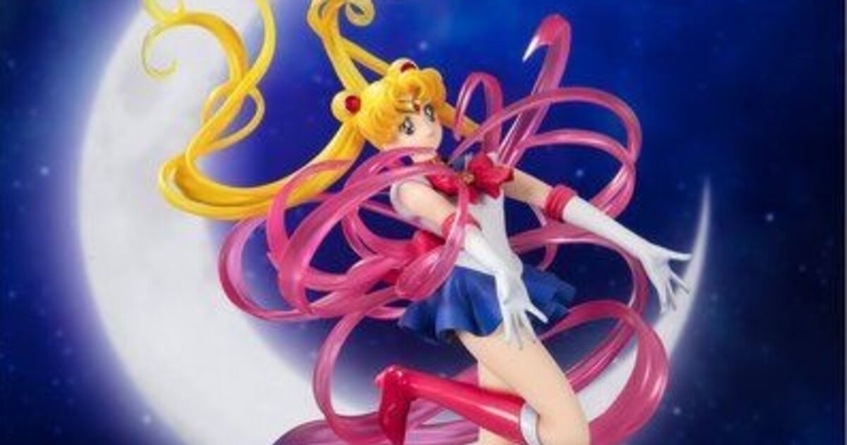 Sailor Moon Captured Mid-Transition in Stunning Figure