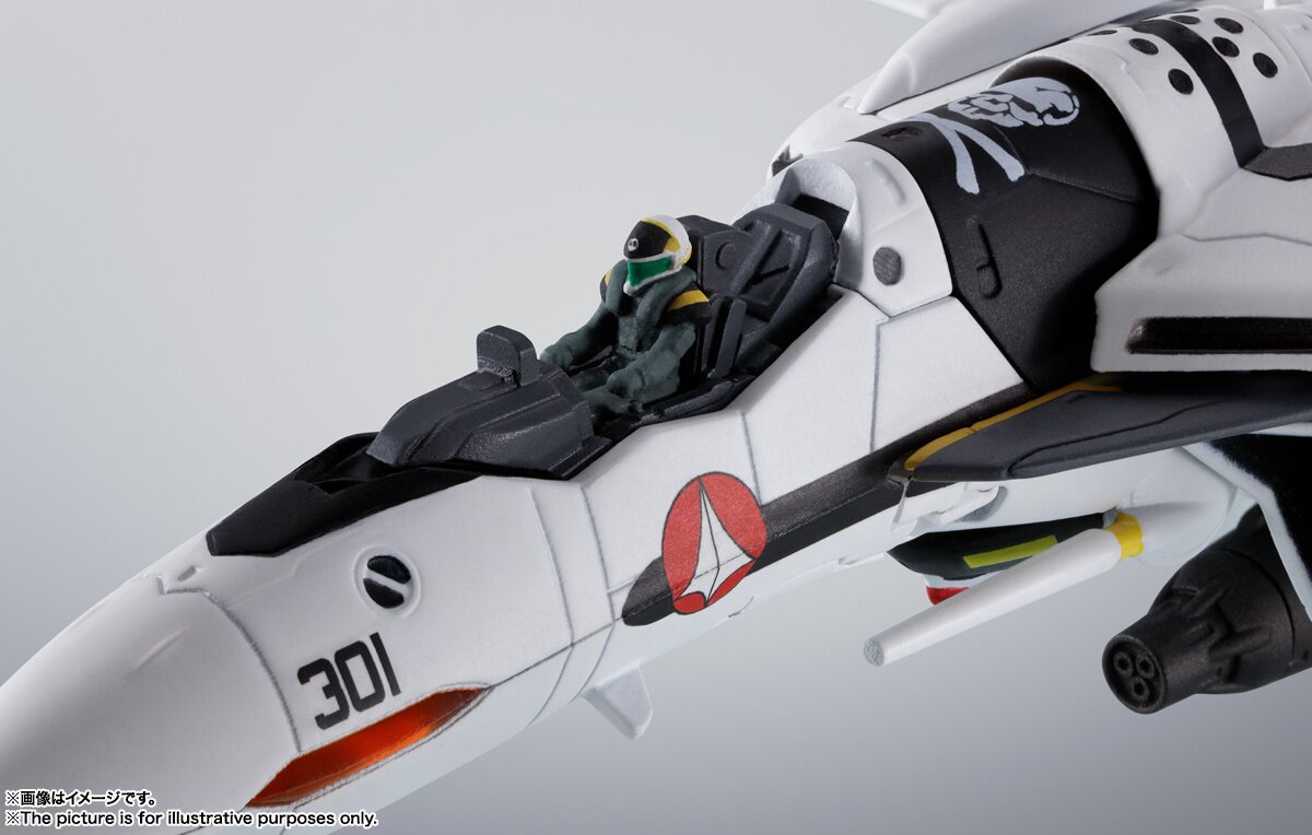 Hi-Metal R Macross Zero VF-0S Phoenix (Roy Focker Use): Bandai 36