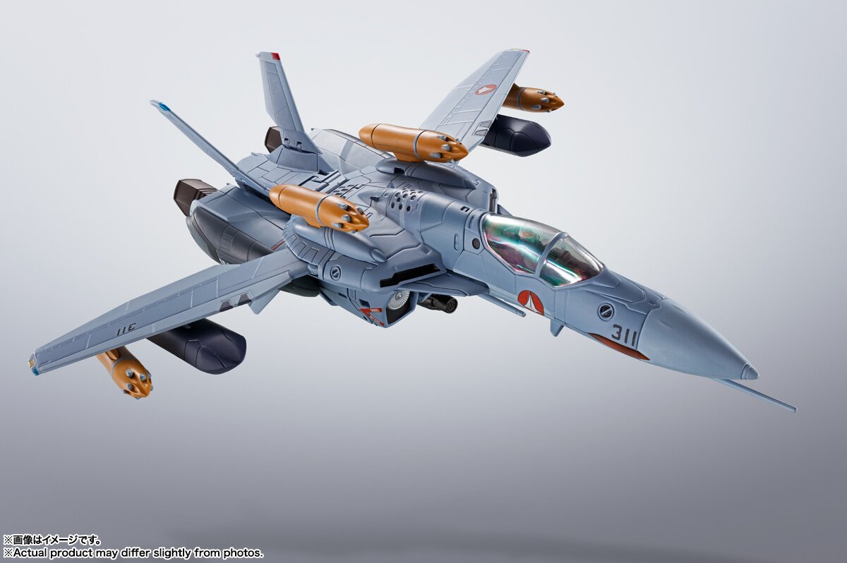 Hi-Metal R Macross Zero VF-0A Phoenix (Shin Kudo Use) + QF-2200D-B GHOST