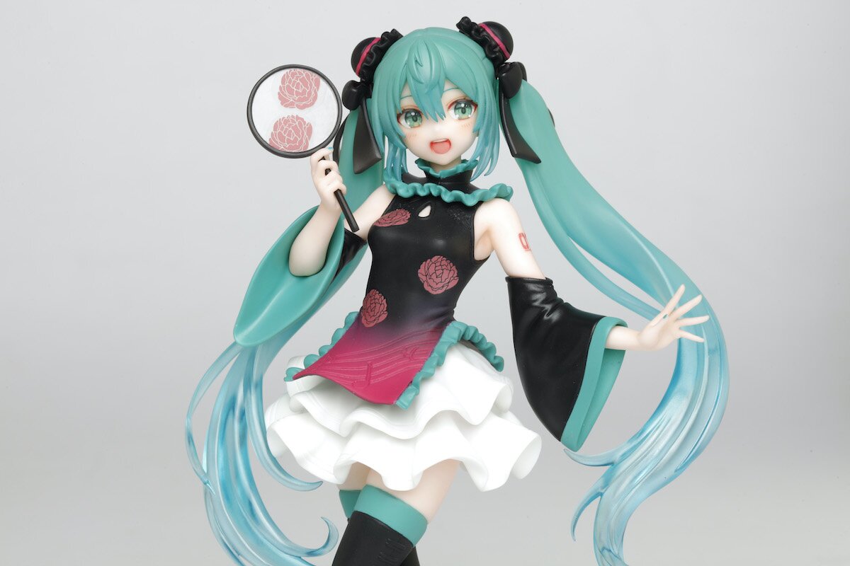 miku mandarin dress figure