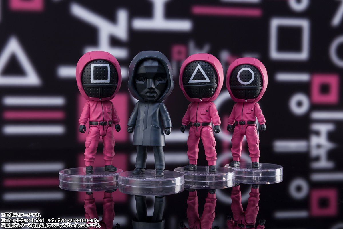 Figuarts mini Squid Game Masked Manager - Tokyo Otaku Mode (TOM)