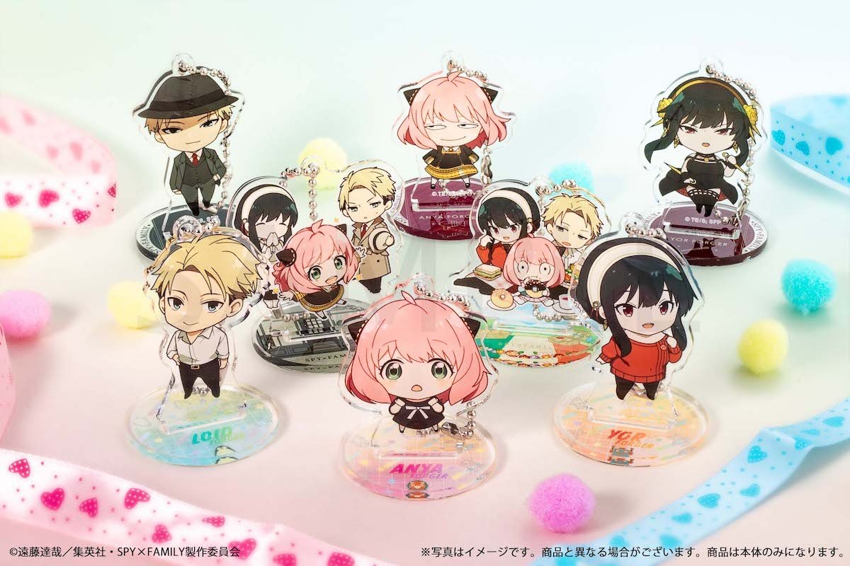 Spy x Family Chibi Acrylic Stand Figure w/ Ball Chain Complete Box