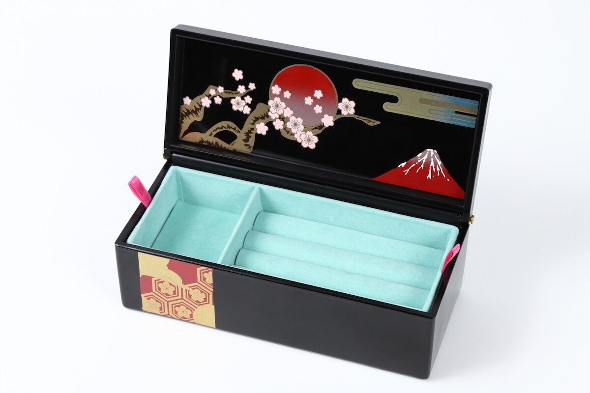 Hatsune Miku 15th Anniversary Maki-e Jewelry Box 13% OFF