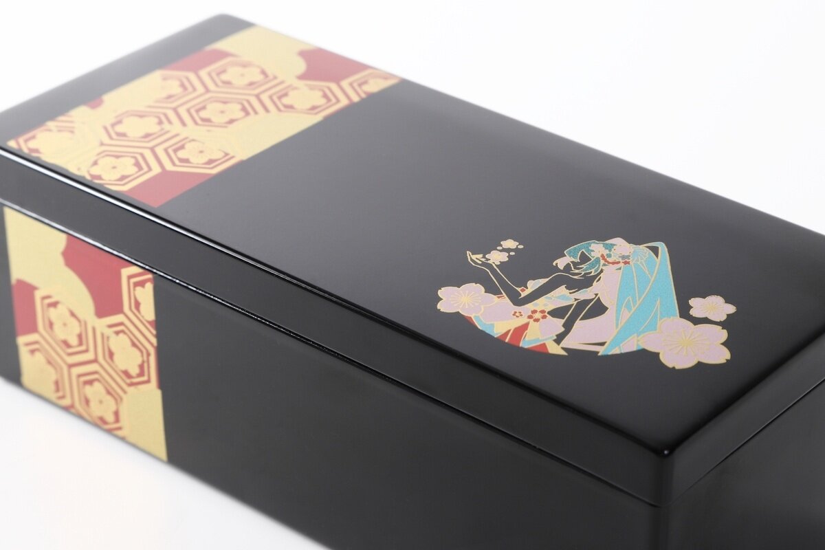 Hatsune Miku 15th Anniversary Maki-e Jewelry Box