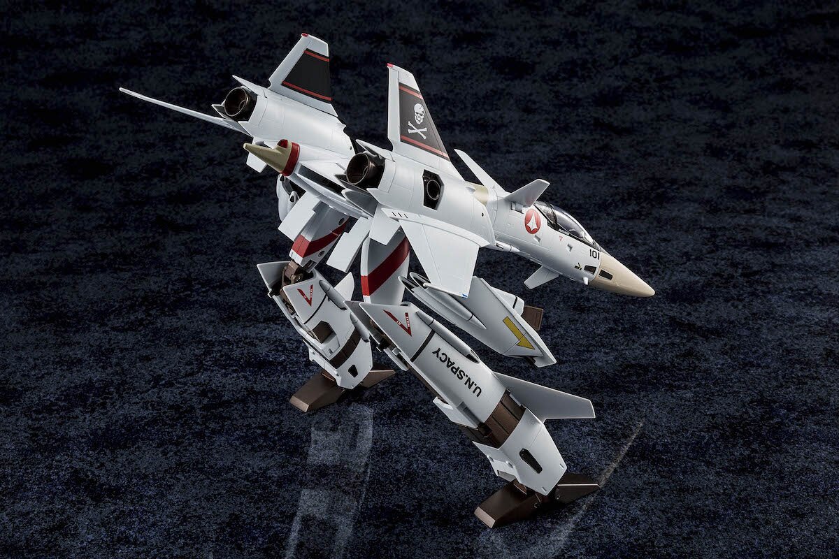 Macross 1/60 Scale Perfect Transformation VF-4A Lightning III Hikaru  Ichijyo Use Aircraft