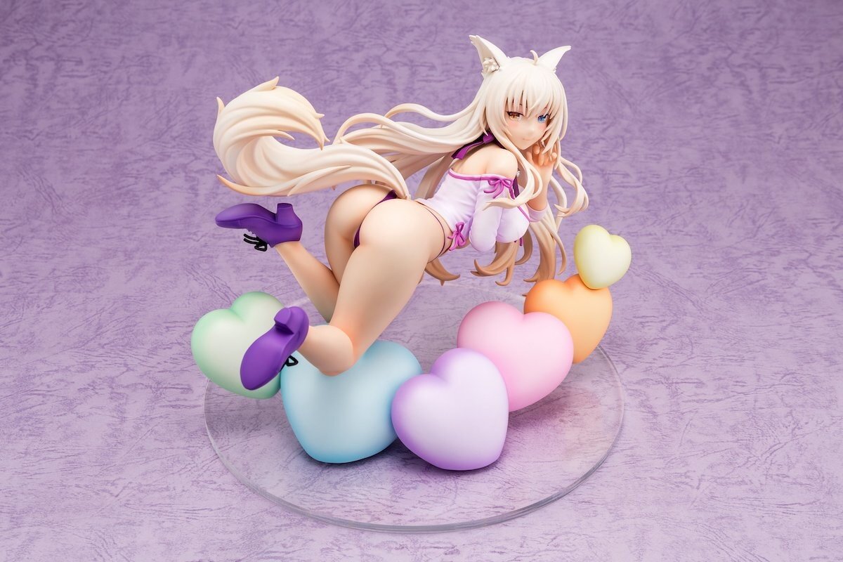 Nekopara Coconut 1/6 Scale Figure w/ Stretched Denim