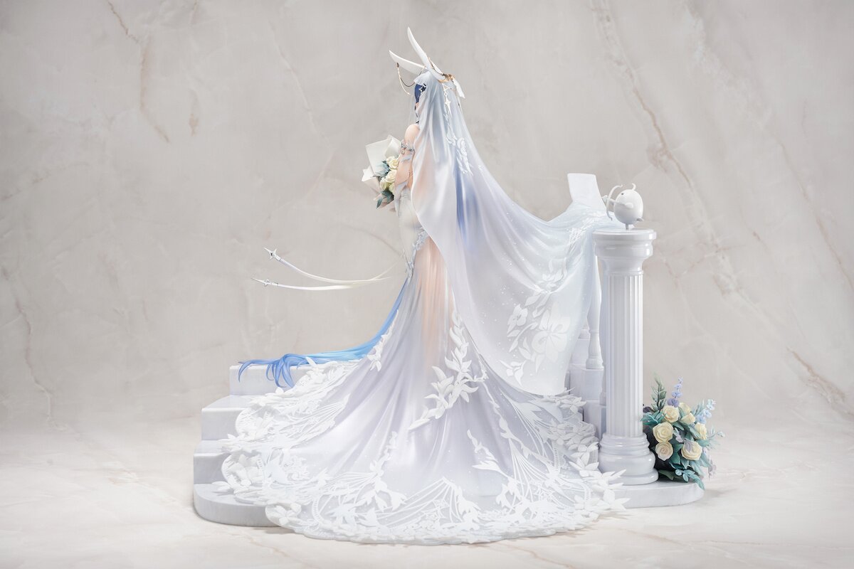 Azur Lane New Jersey: Snow-White Ceremony Ver. 1/7 Scale