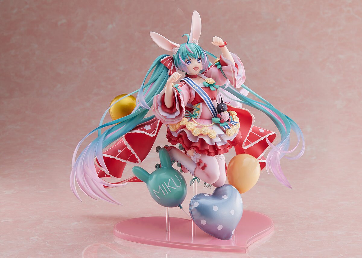 Hatsune Miku Birthday 2021: Pretty Rabbit Ver. 1/7 Scale Figure