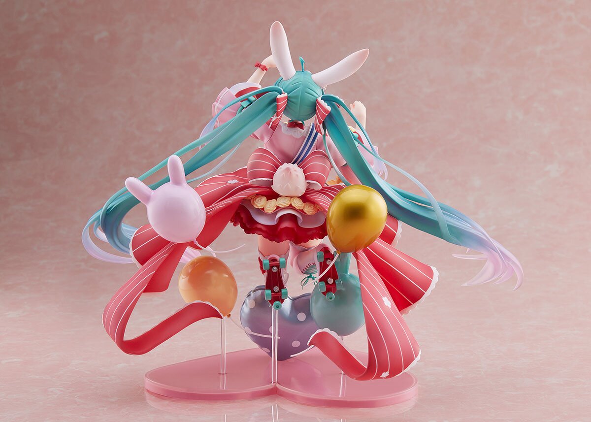 Hatsune Miku Birthday 2021: Pretty Rabbit Ver. 1/7 Scale