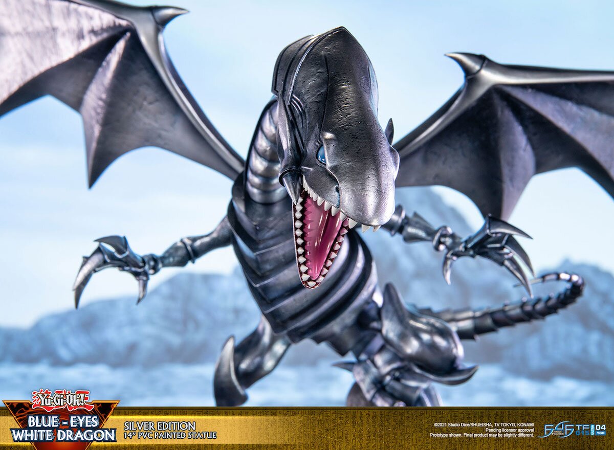 Yu-Gi-Oh! Blue-Eyes White Dragon: Silver Variant PVC Statue