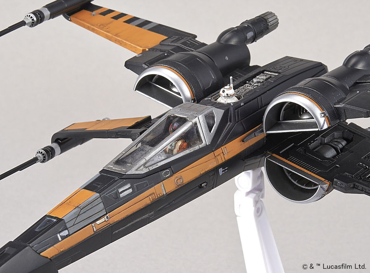 Star Wars: The Force Awakens Poe's X-Wing Fighter 1/72 Scale