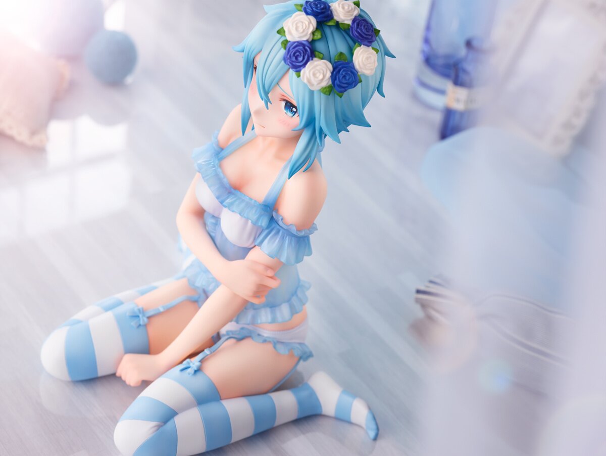 Sword Art Online Sinon: Negligee Ver. 1/4 Scale Figure: eStream