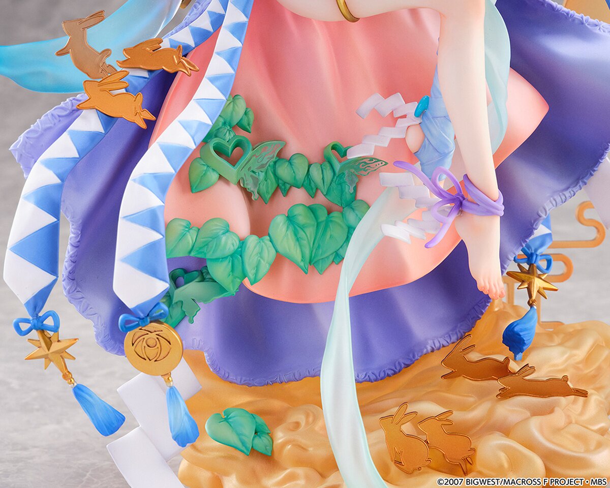 Sheryl Nome 1/7スケールフィギュア Macross Frontier Sheryl Nome (Tsukuyomi Ver.) 1/7 Scale