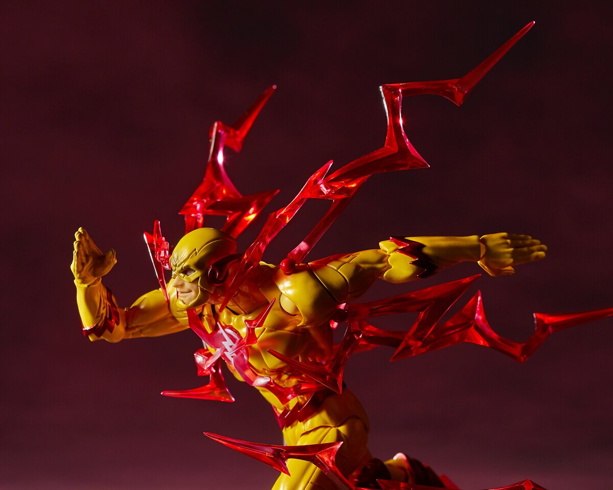 Revoltech Amazing Yamaguchi Reverse Flash - Tokyo Otaku Mode