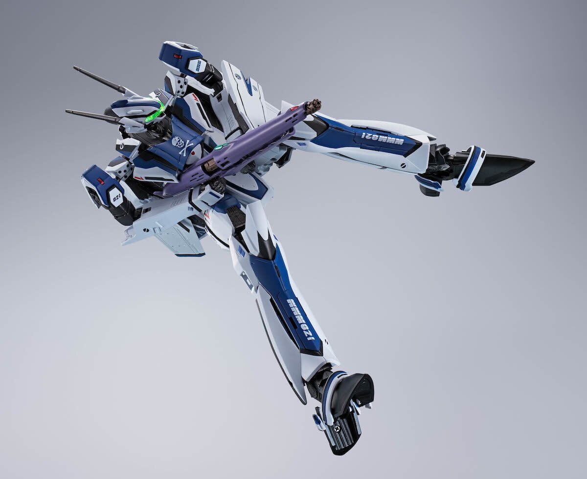DX Chogokin Macross Frontier VF-25 Messiah Valkyrie Worldwide
