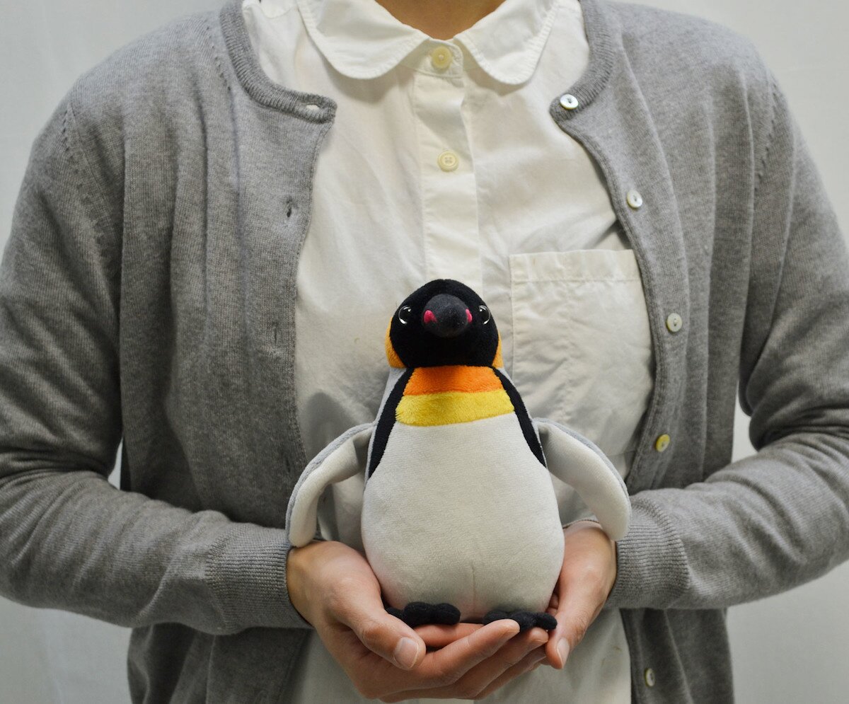 新作  Peanut Penguin Pouch 新品タグ付き Peanut Penguin Pouch - Official Jellycat