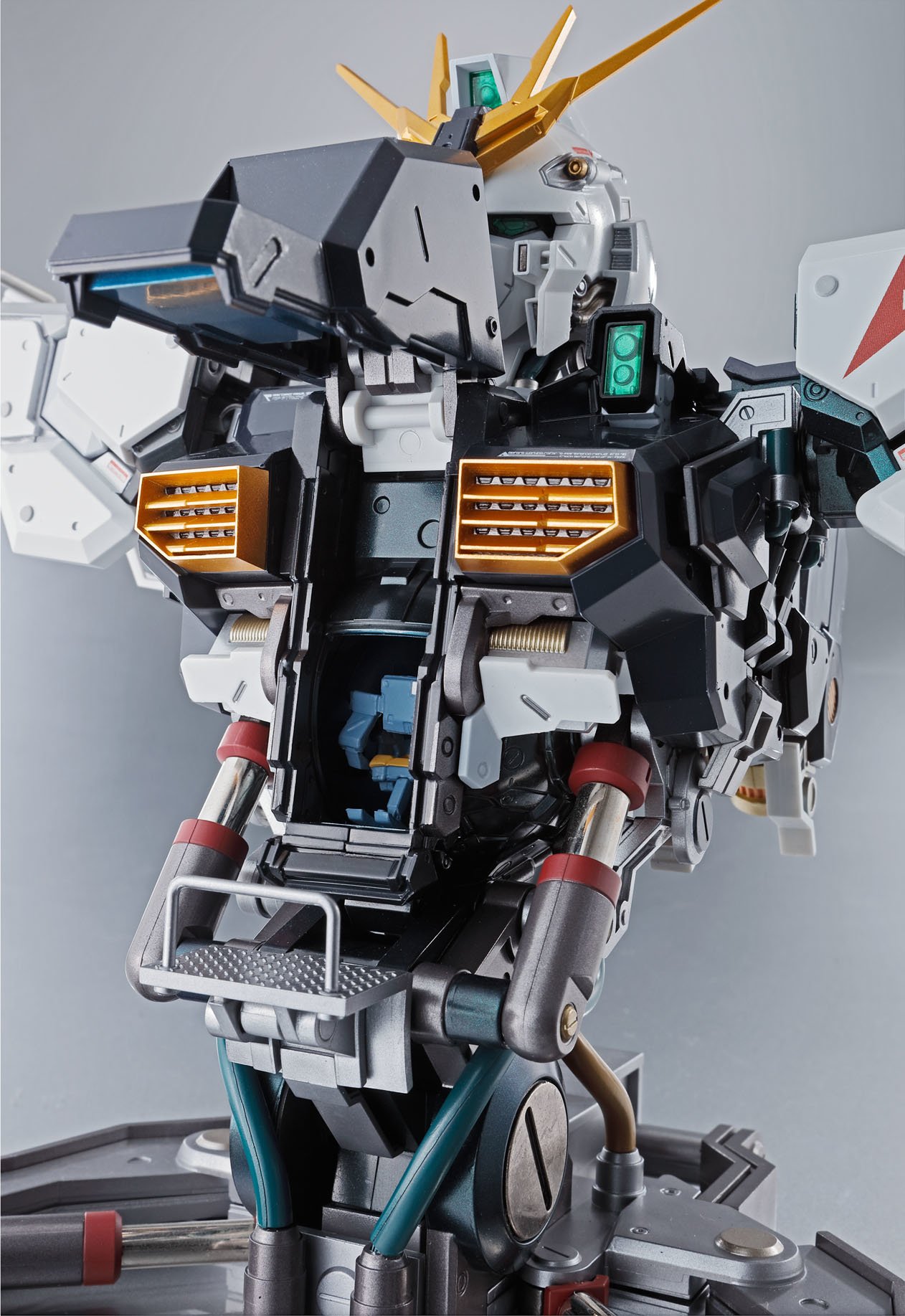 【未開封】 FORMANIA EX RX-93 vGUNDAM フォルマニア Formania EX Nu Gundam: Bandai - Tokyo Otaku Mode (TOM)