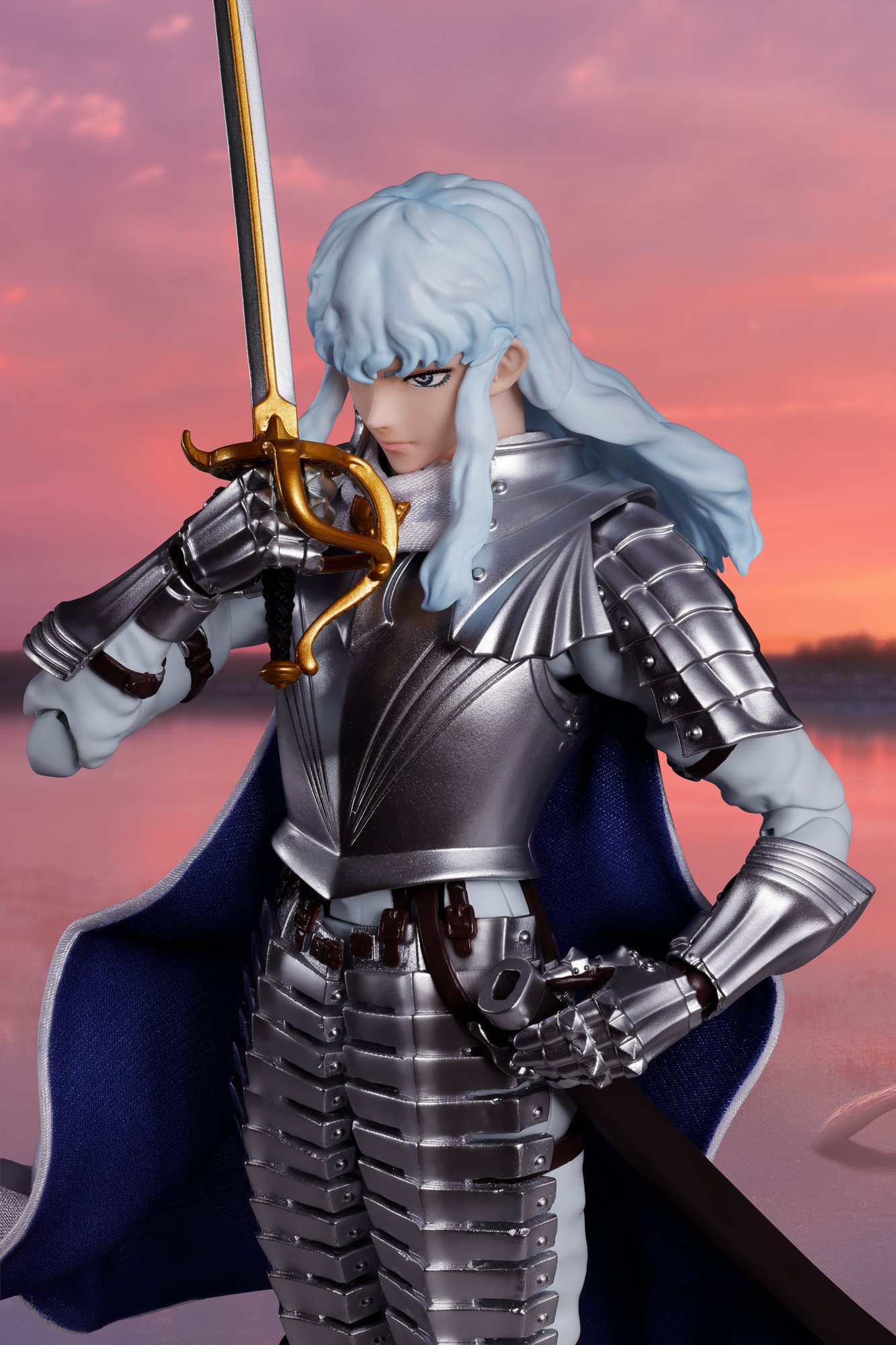 S.H.Figuarts Berserk Griffith (The Band of the Hawk) - Tokyo Otaku