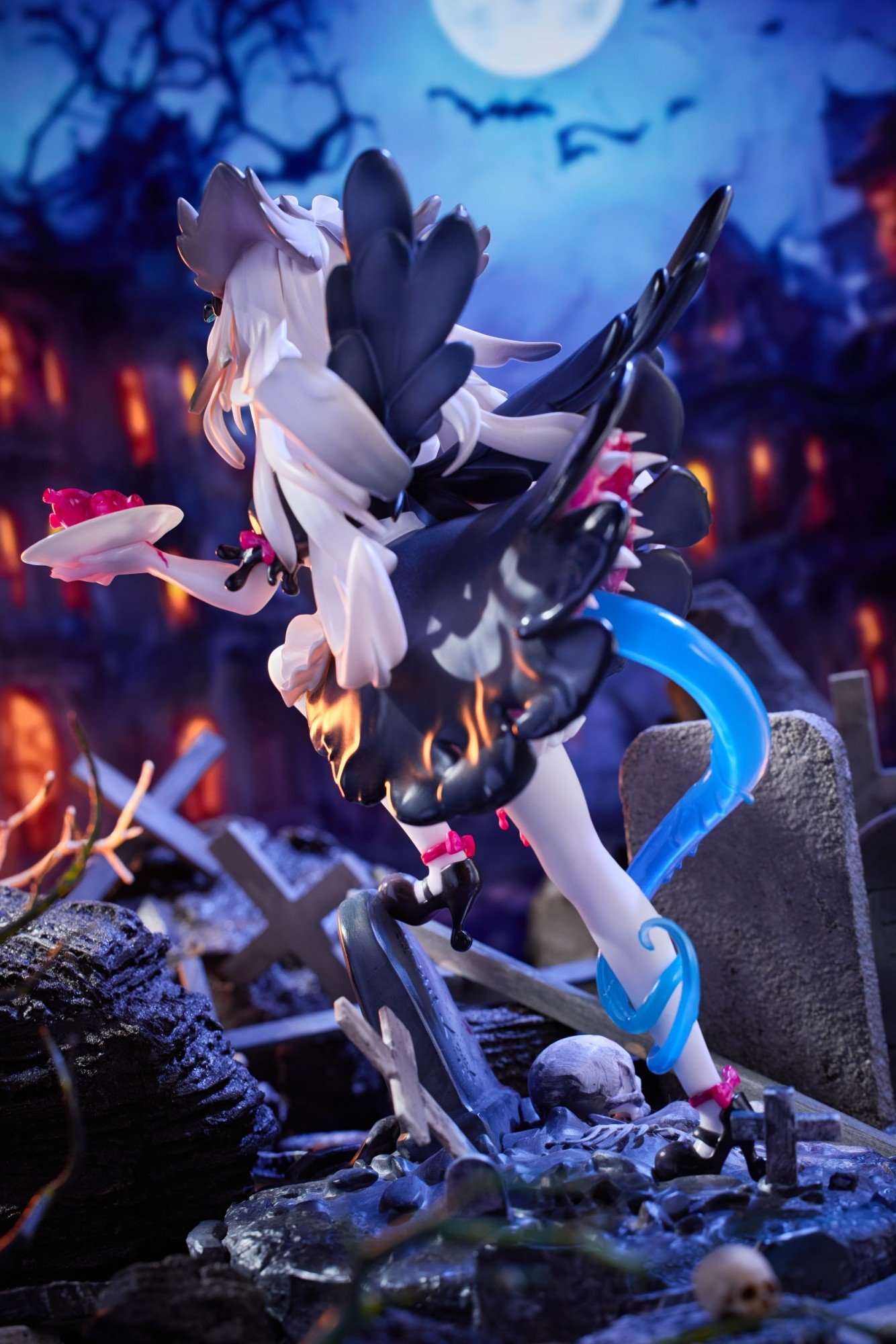Creature Maid Deluxe Edition 1/6 Scale Figure: PoiArt - Tokyo 