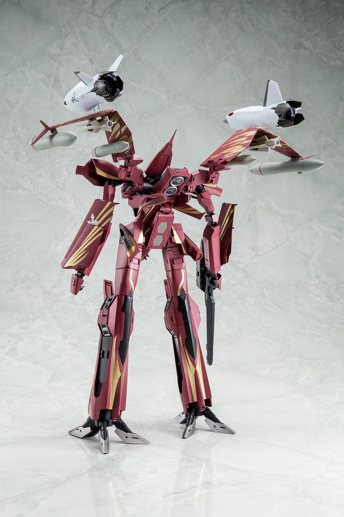 ドロマーゼーロ Macross Zero Perfect Trance SV-51 Gamma Nora Polyansky Model Final