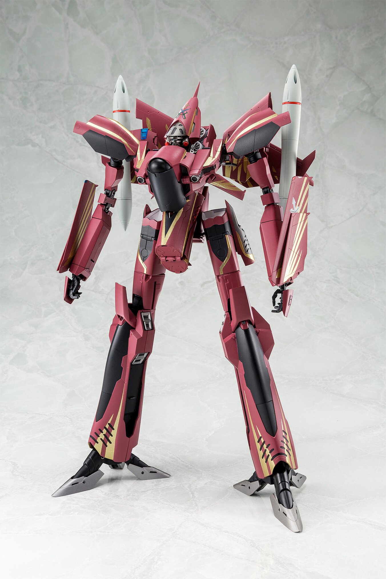 PROJECT SOUE  想廻　absolute Macross Zero Perfect Trance SV-51 Gamma Nora Polyansky Model Final