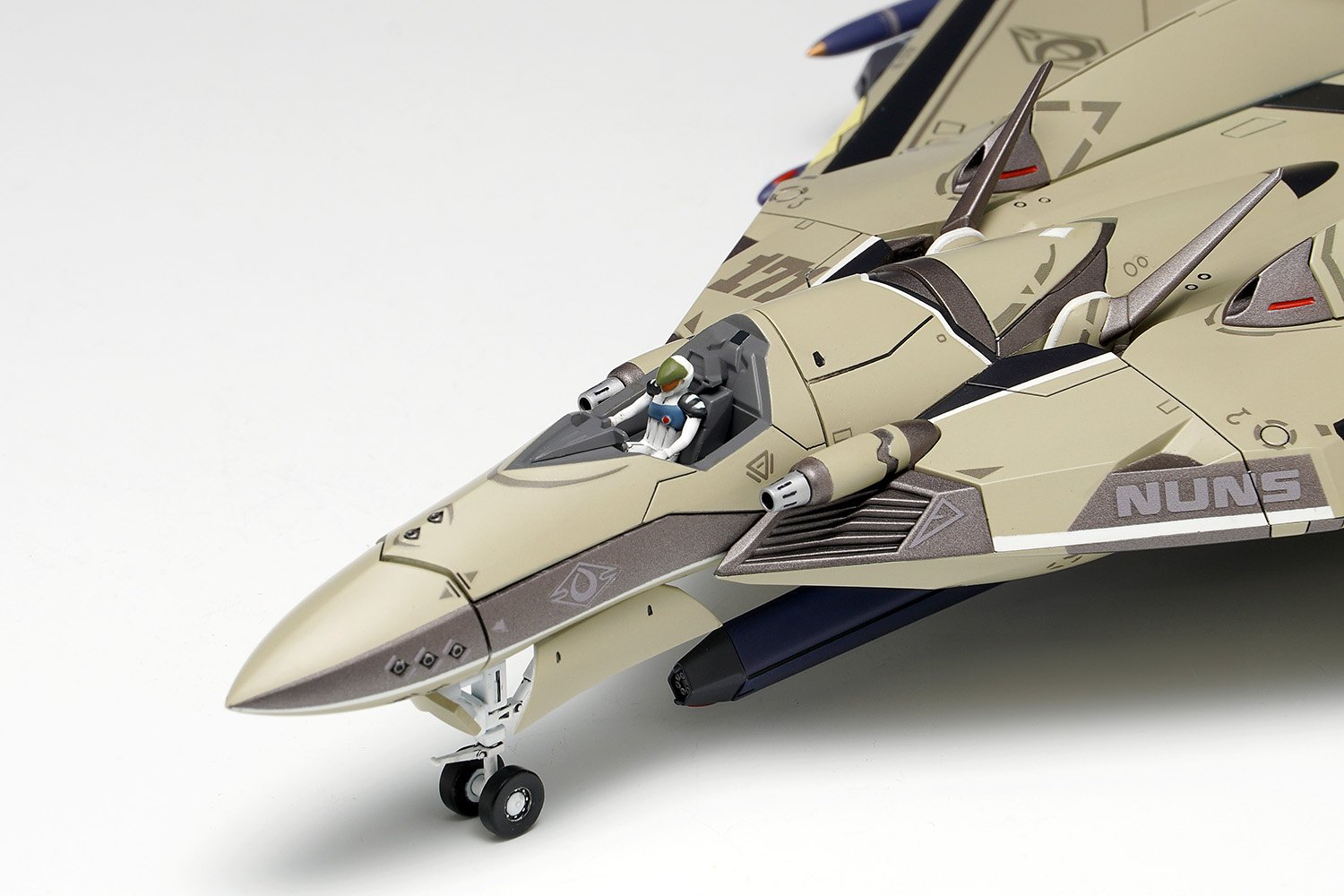Macross Delta VF-171 Nightmare Plus (Frontier Space Specification