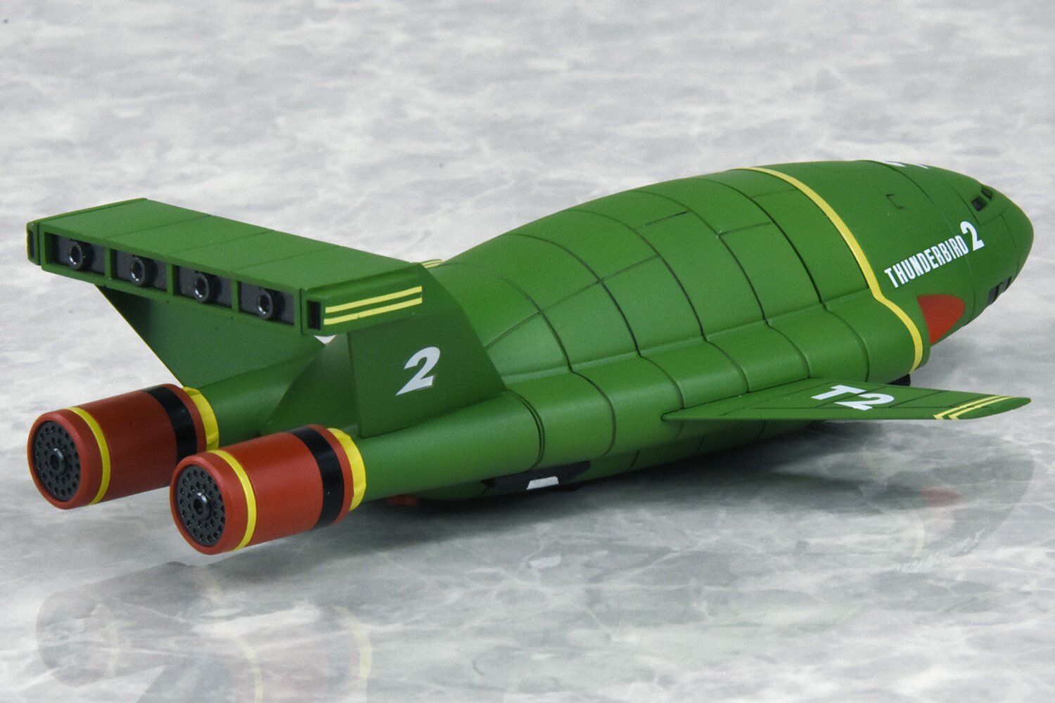 THUNDERBIRD 2 モデル AOSHIMA Thunderbird 2 Oversized Release | Hypebeast