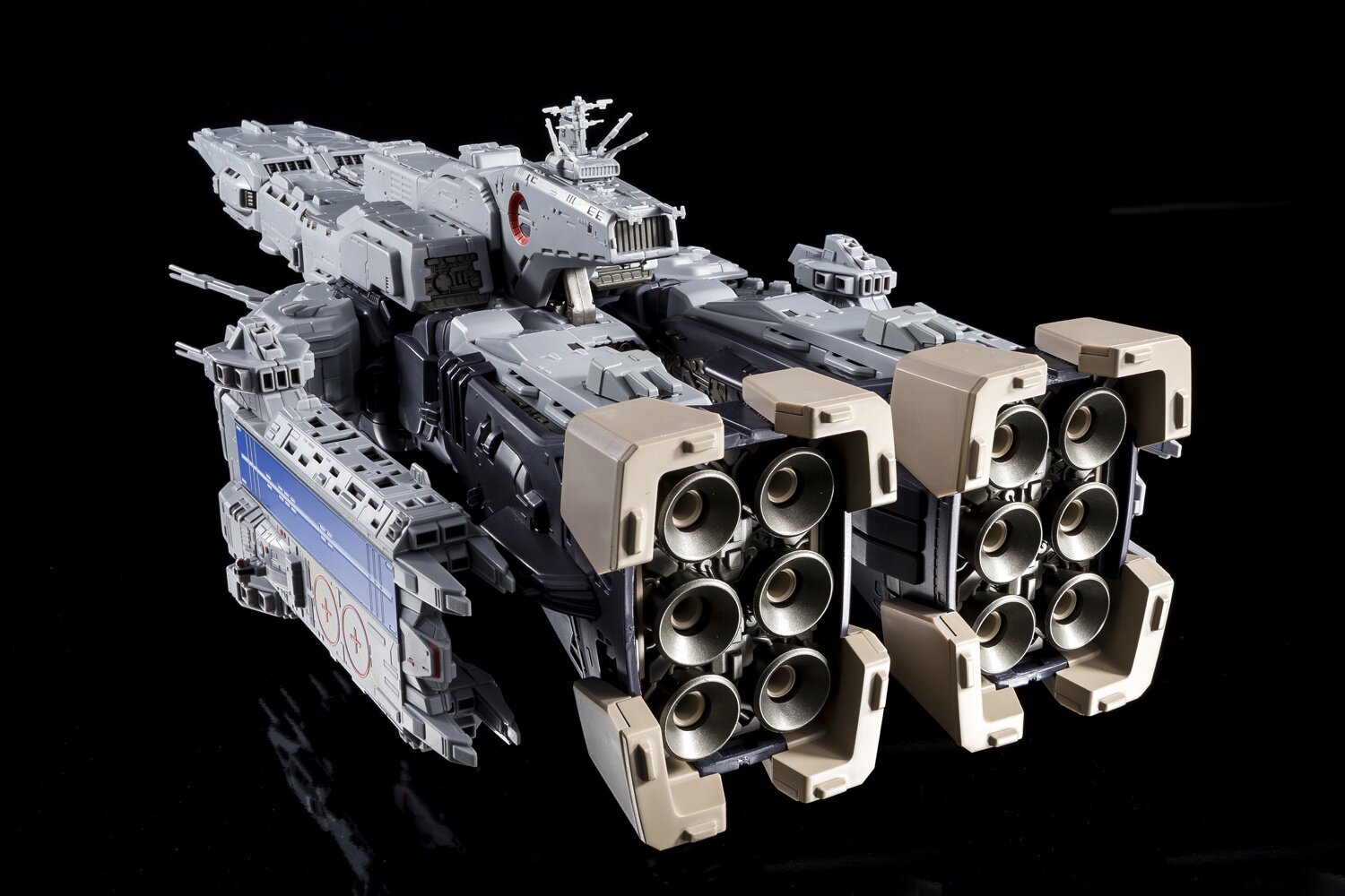 Macross: Do You Remember Love? SDF-1 Macross 1/3000 Scale