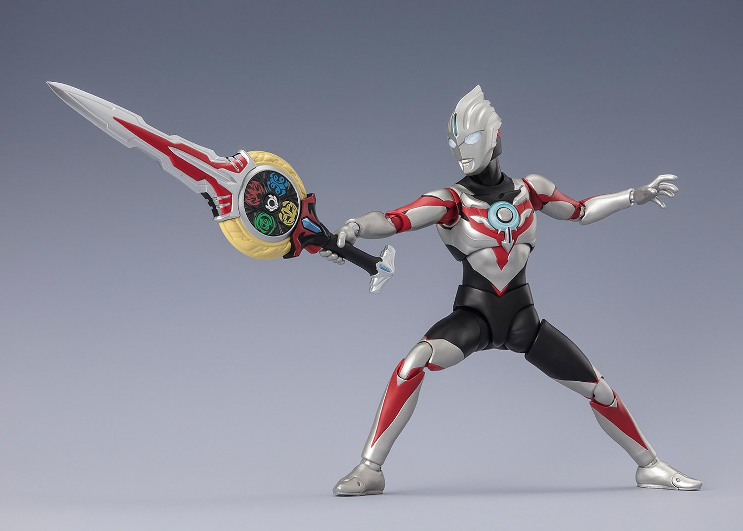 ウルトラマンオーブ オーブオリジンがオーブカリバーとセットに S.H. 
